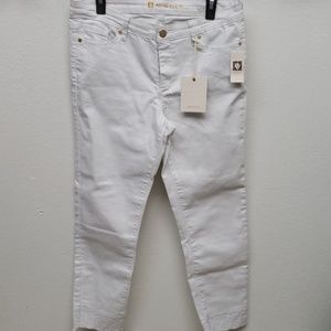Ladies ankle jeans